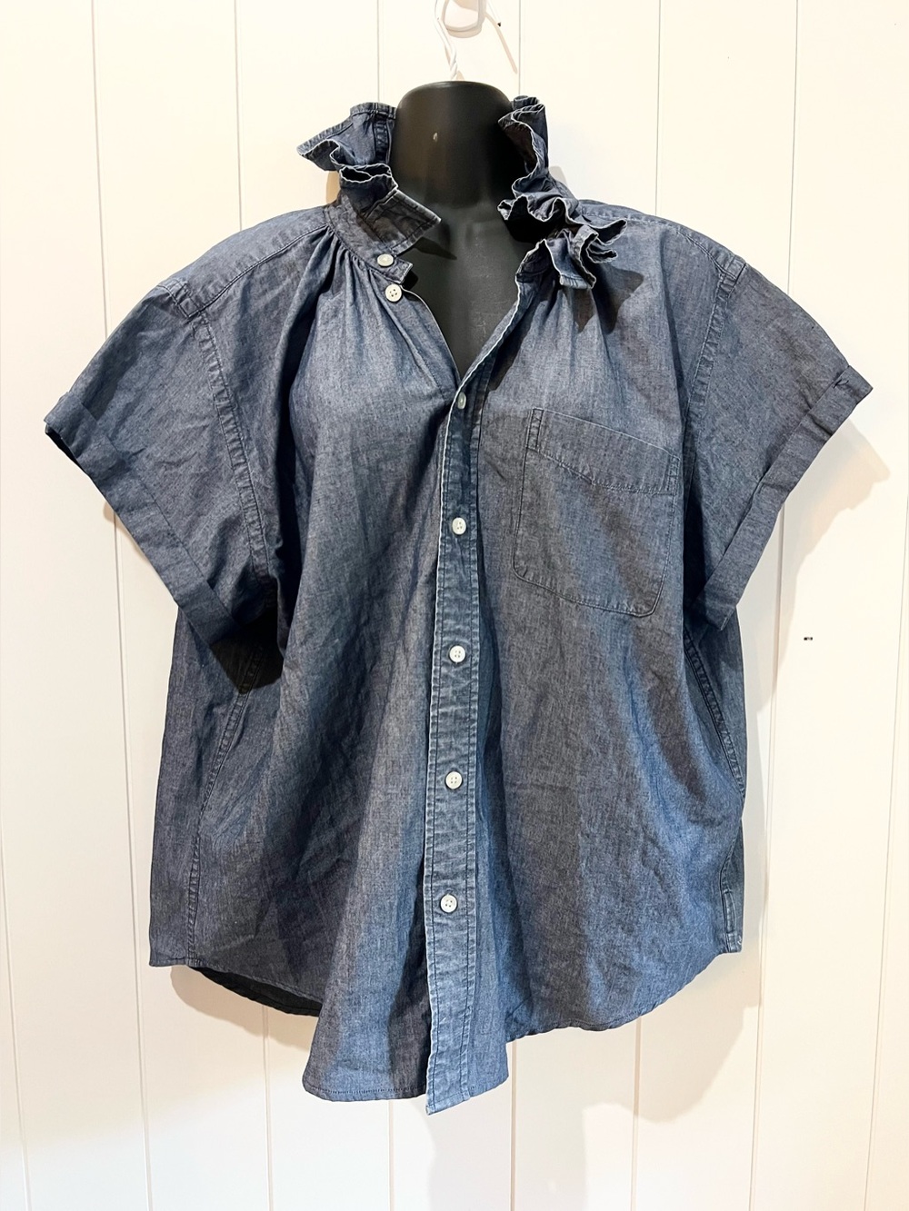 KMJ Kate Mchale Jensen Denim Ruffle Collar Shirt Short Sleeve Size XL Blue